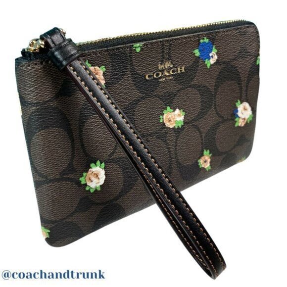 COACH Wristlet Dark Brown Classic C with Vintage Mini Rose Print Gold Accents - Picture 3 of 8